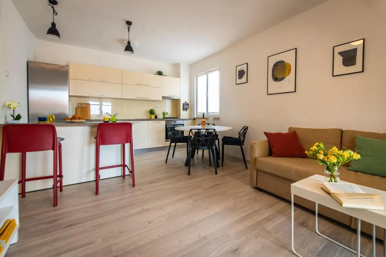 Vacation House Maria, Big Garden, Private Parking Vinkuran